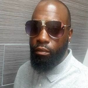 Meet your Posher, Torian